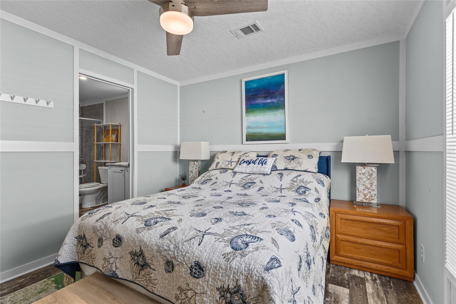 892 GRADO DR