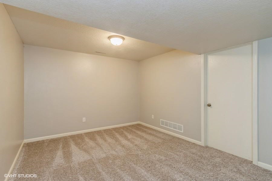 712 Foster Road
