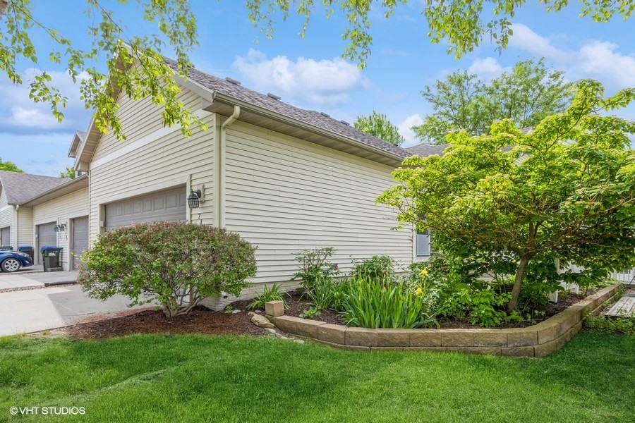 712 Foster Road