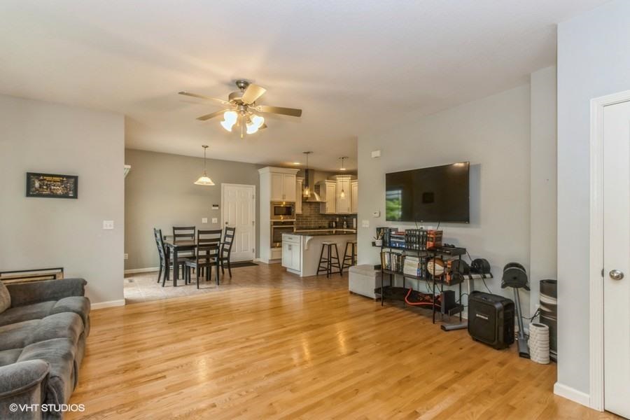 712 Foster Road