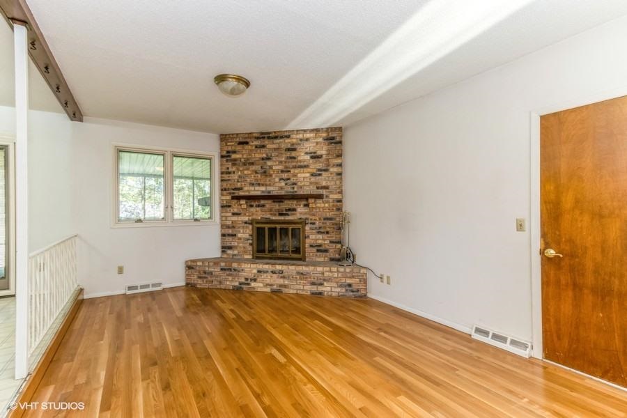32 Arbury Dr