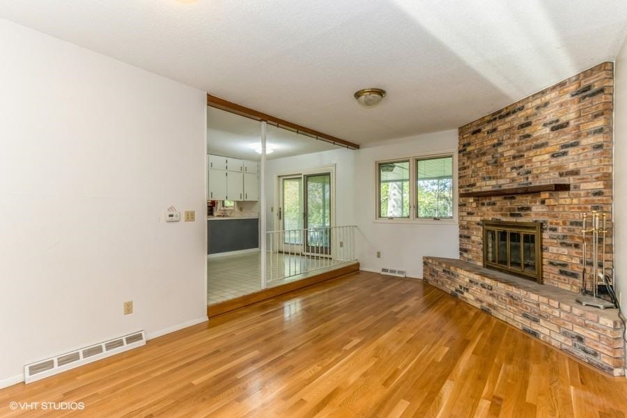 32 Arbury Dr