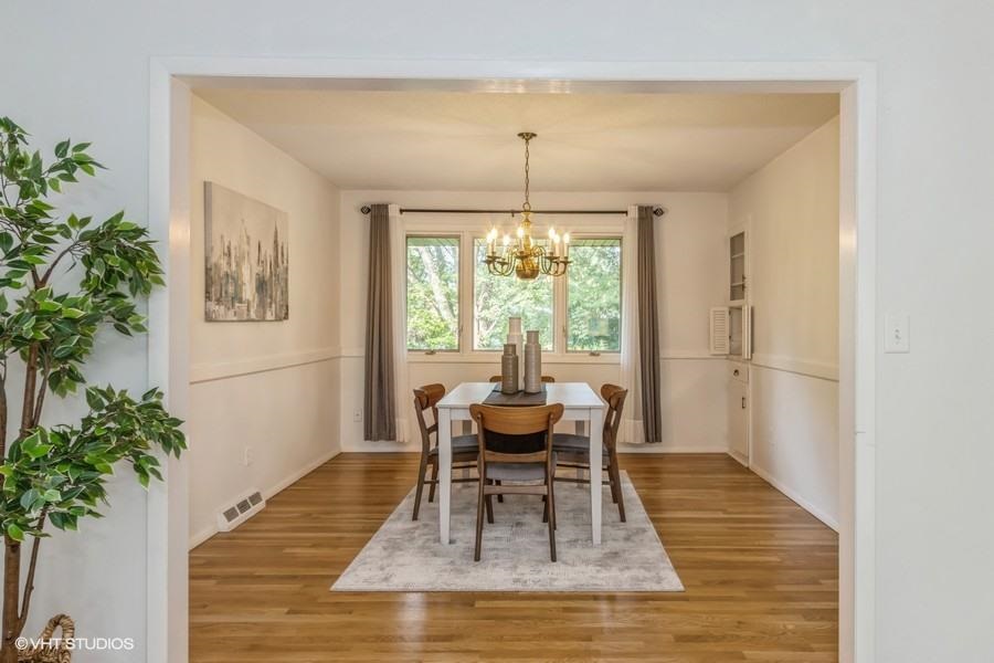 32 Arbury Dr