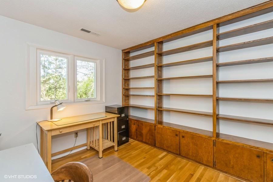 32 Arbury Dr