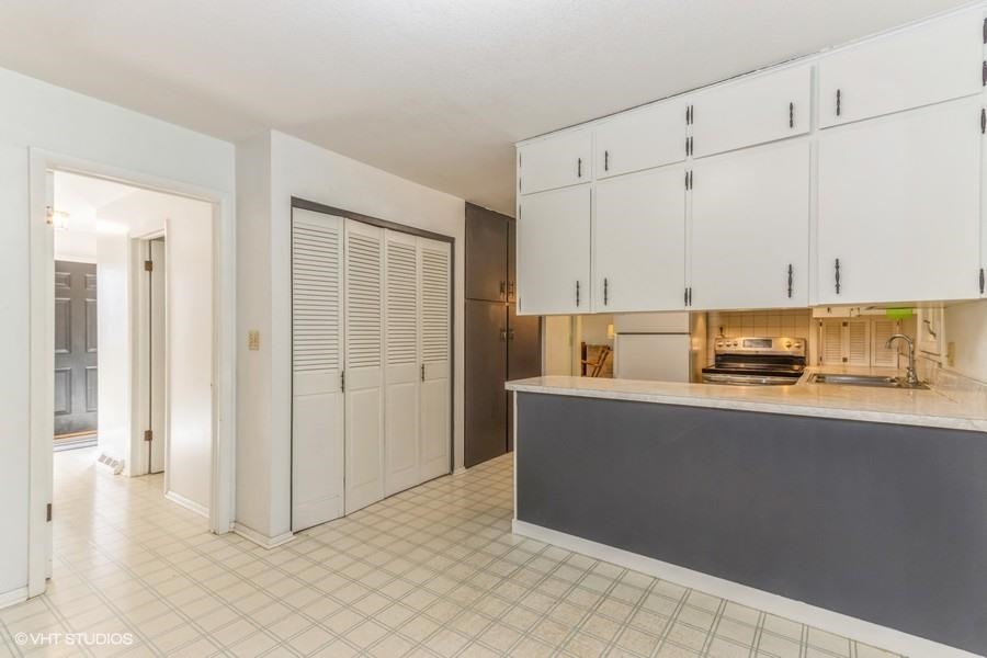 32 Arbury Dr