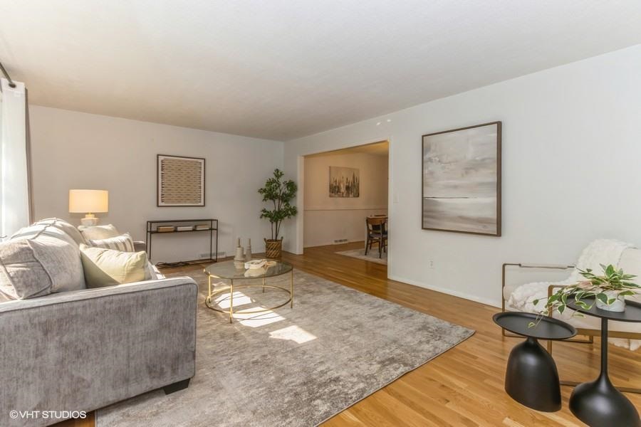 32 Arbury Dr