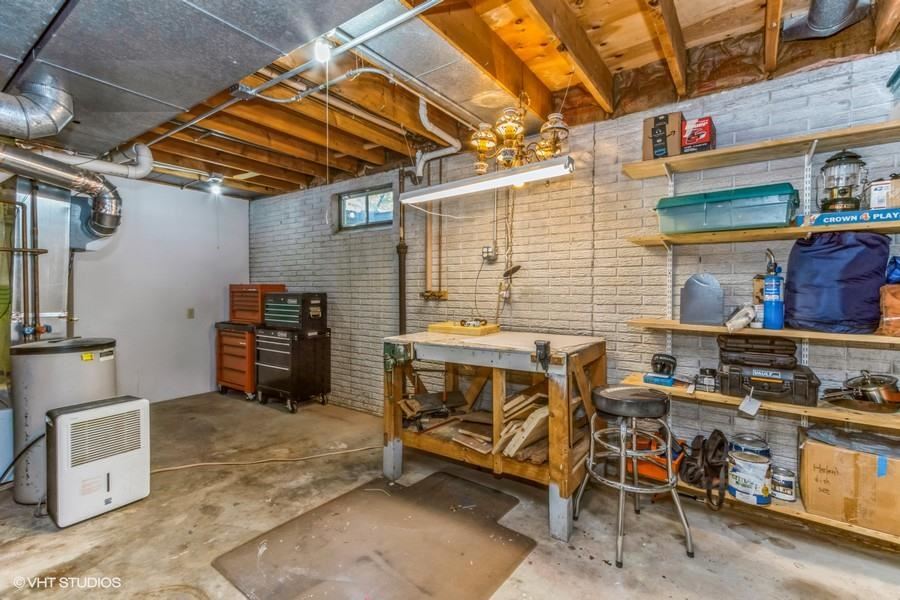32 Arbury Dr