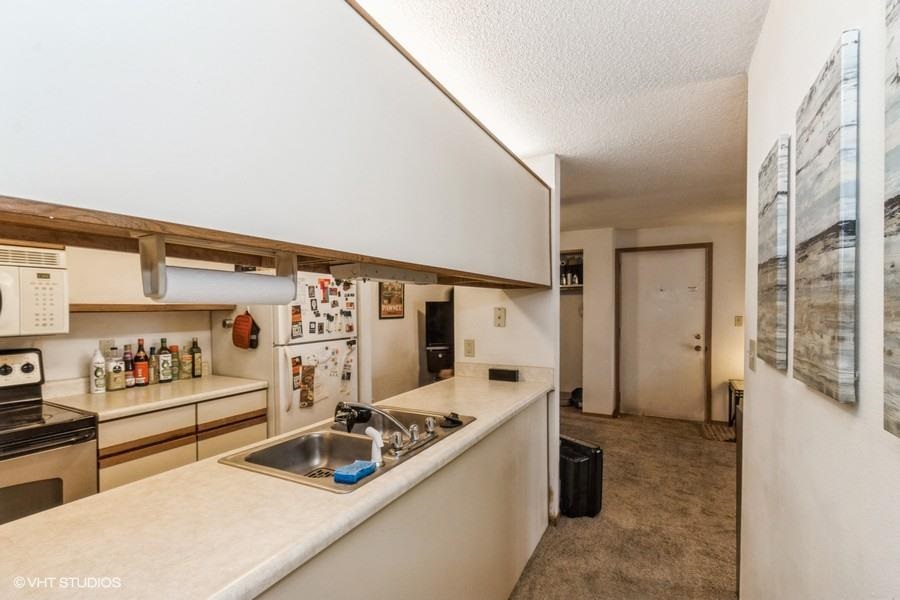 914 Benton Drive Unit: #24