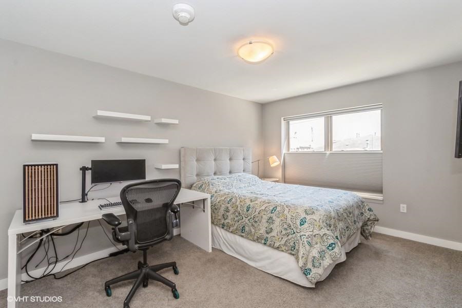 332 S Linn Street Unit: 311