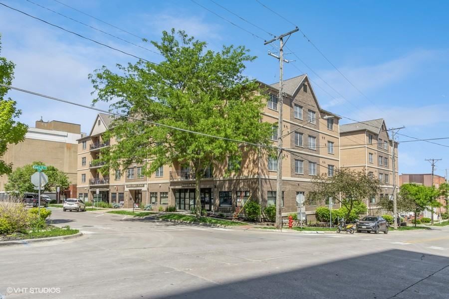 332 S Linn Street Unit: 311