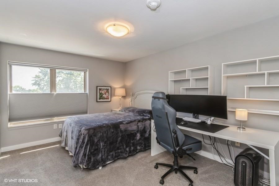 332 S Linn Street Unit: 311