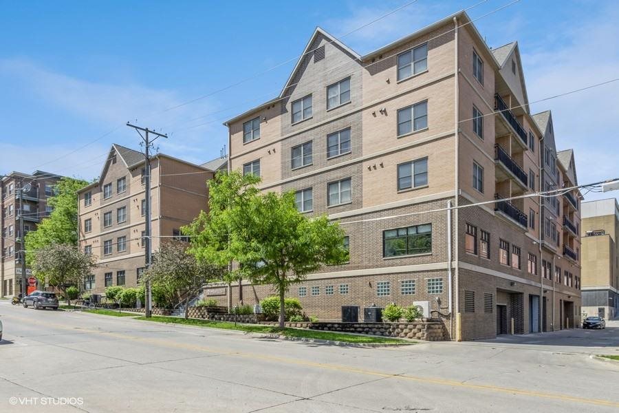 332 S Linn Street Unit: 311