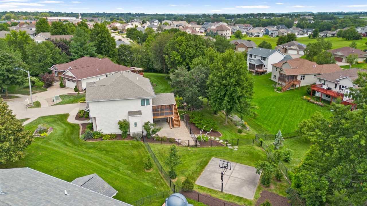 40 Galway Pl