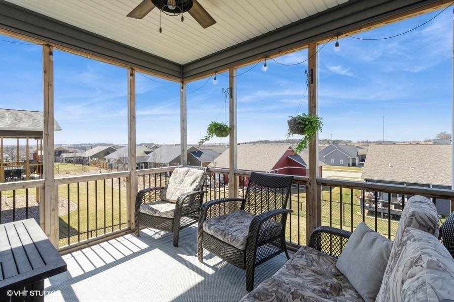 523 Deer View Avenue