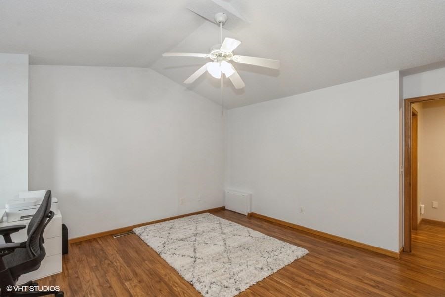 252 West Side Drive