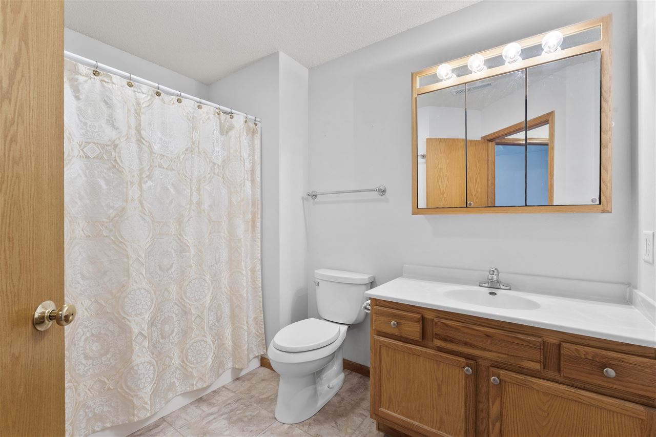 1357 Ozark Ridge