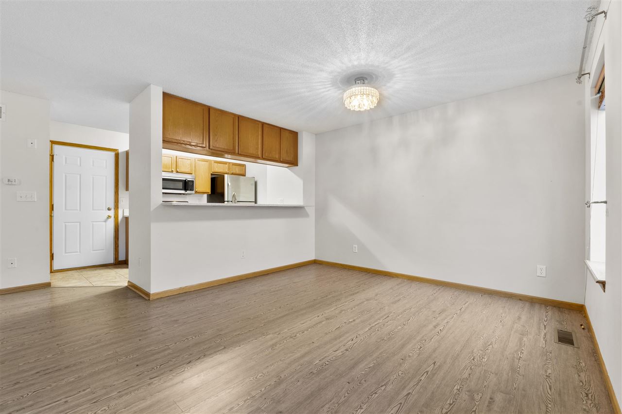 1357 Ozark Ridge