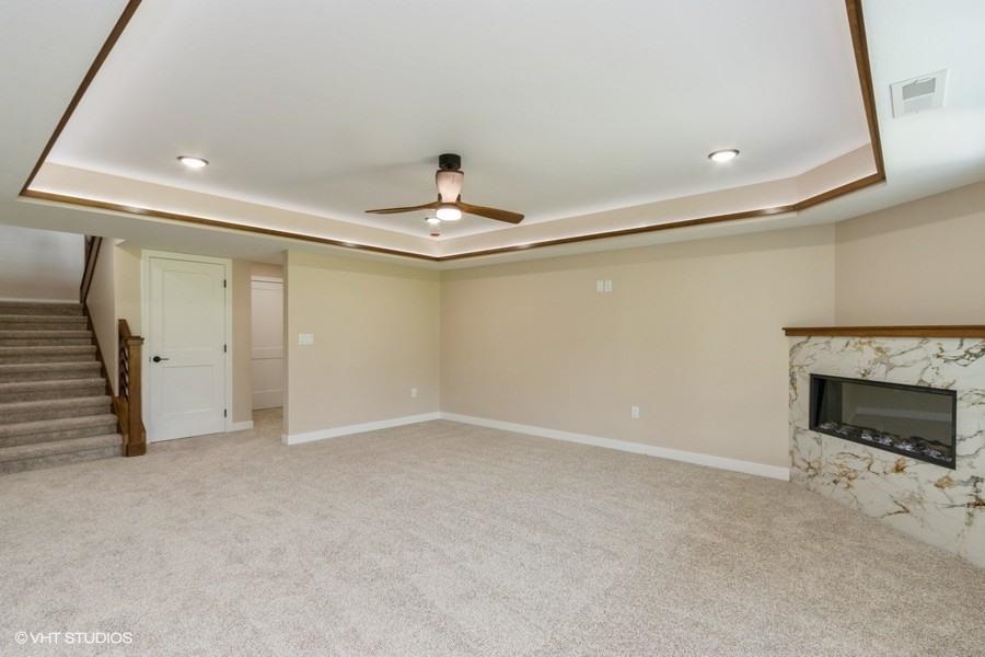 653 Huntington Drive