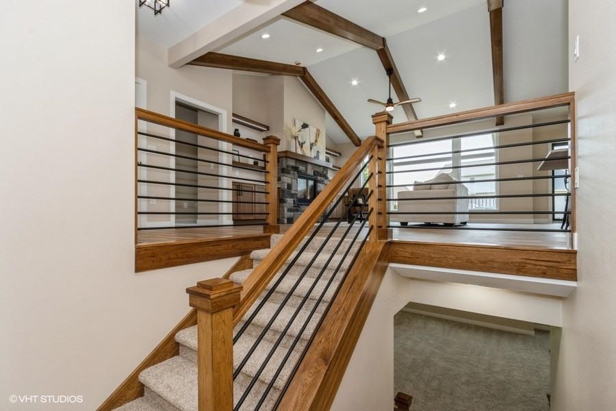 653 Huntington Drive