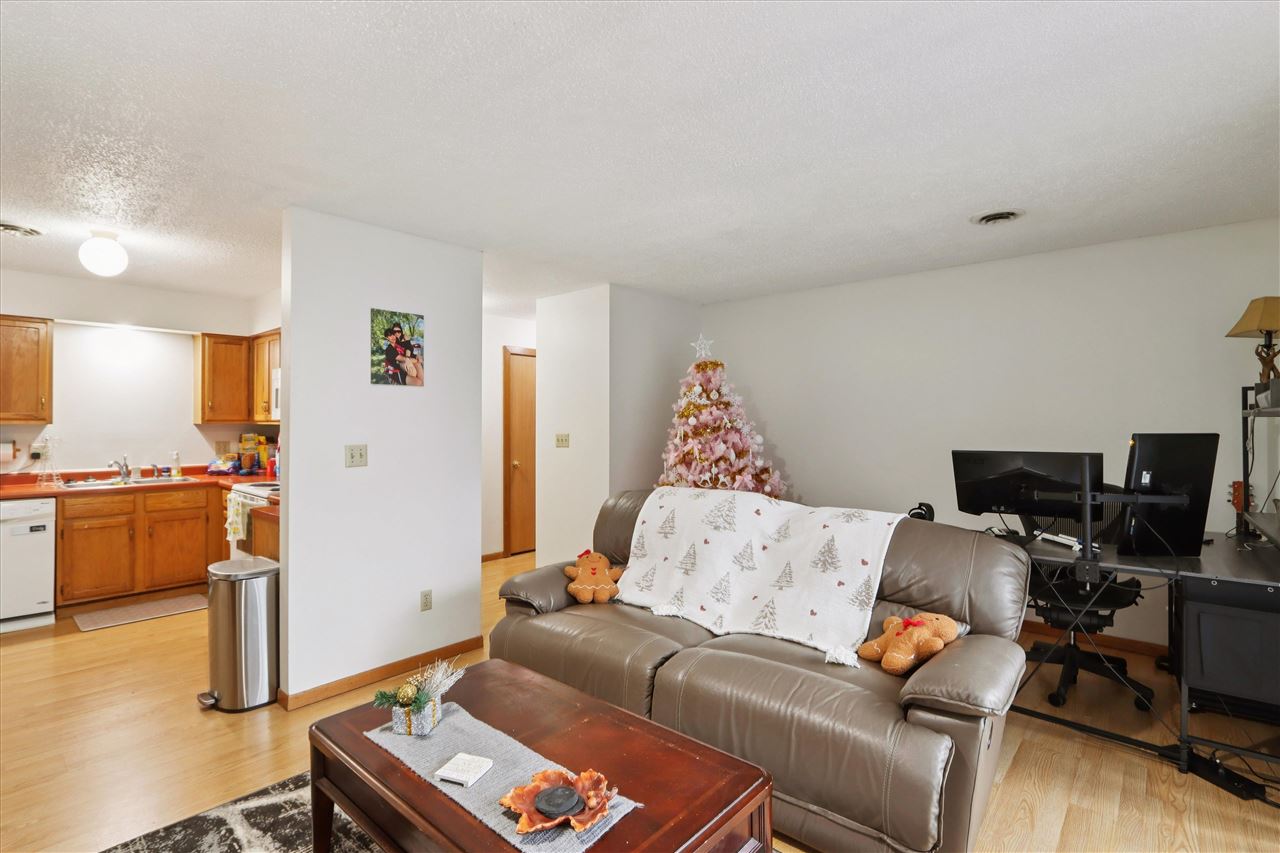 221 River Street Unit: #4