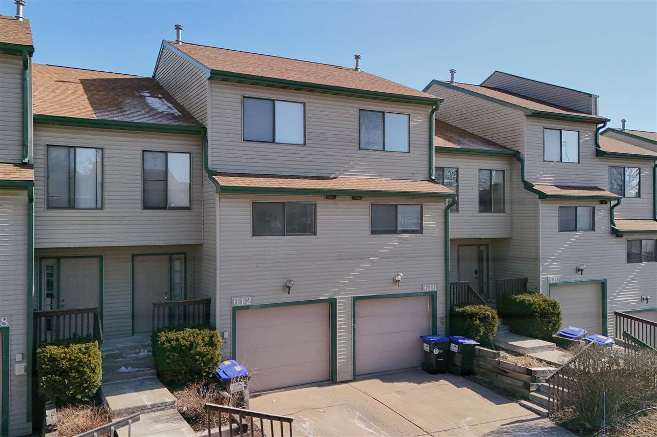 616 Westwinds Drirve