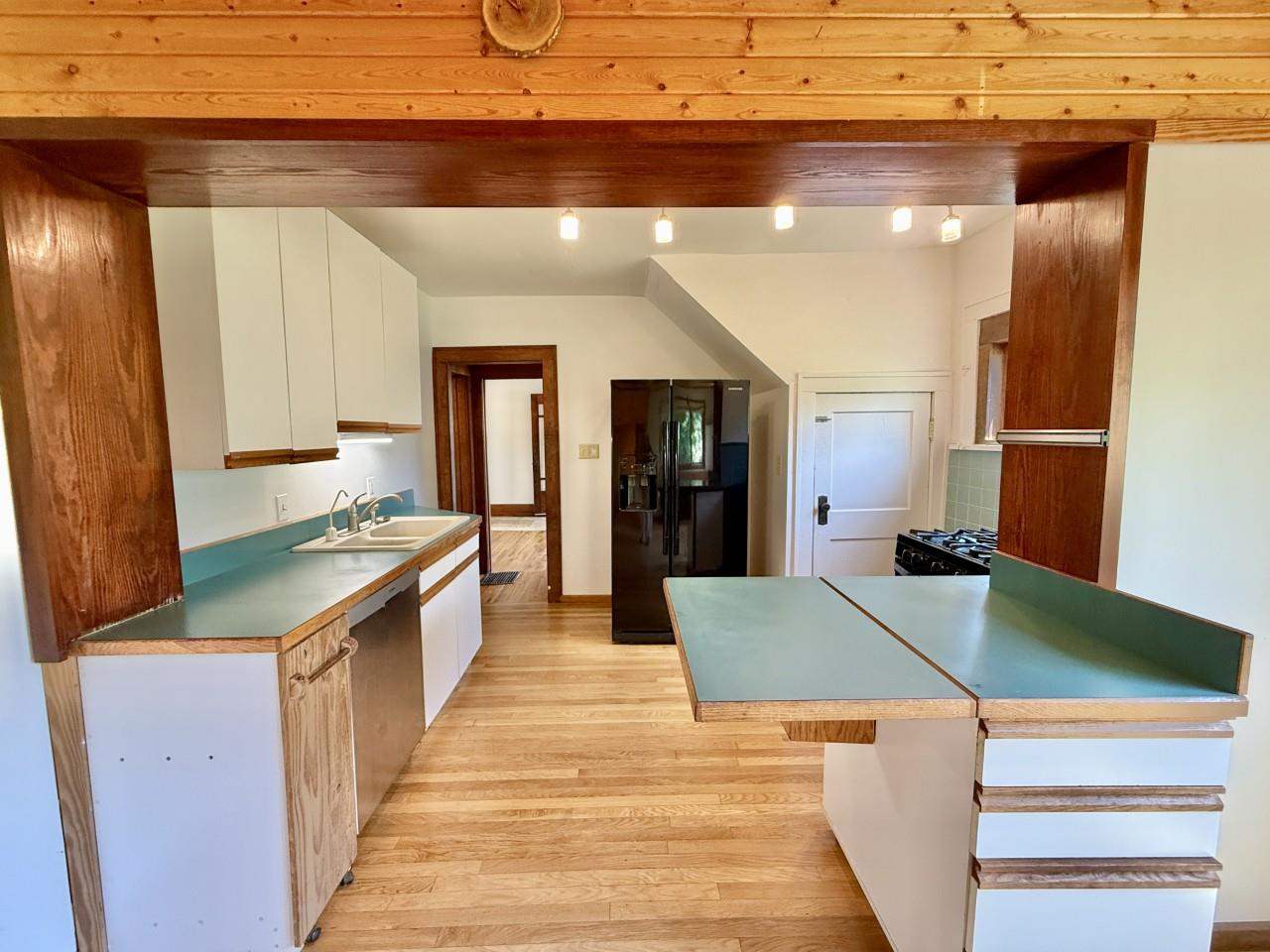 423 S 7th Ave
