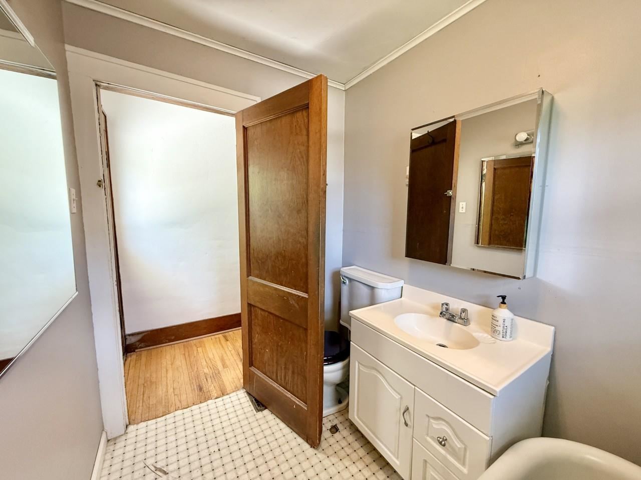 423 S 7th Ave