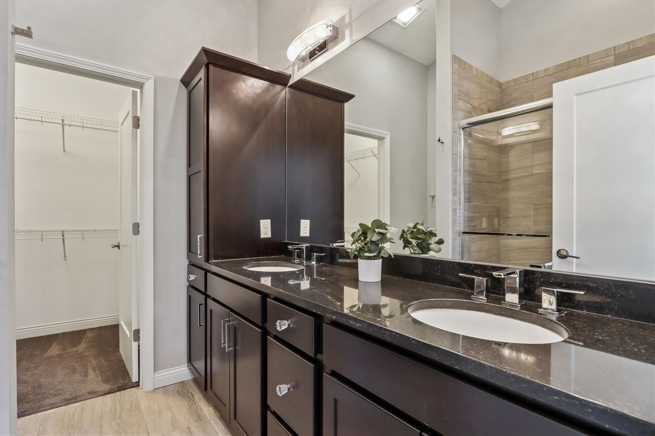 340 Clark Drive Unit: #2