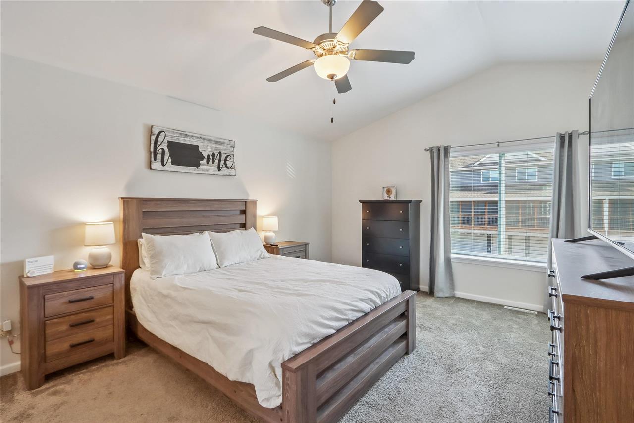 1219 Ronald Way