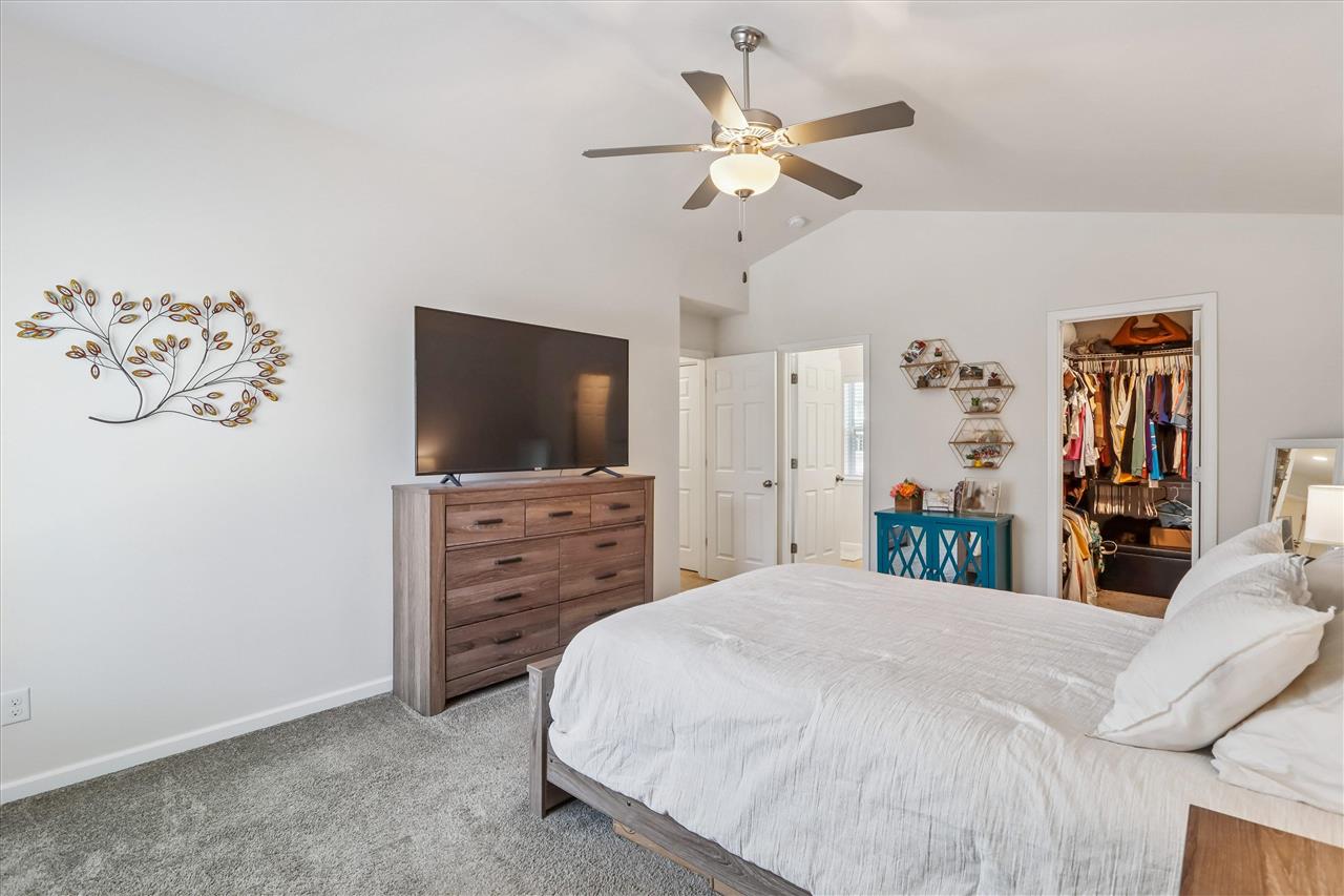 1219 Ronald Way