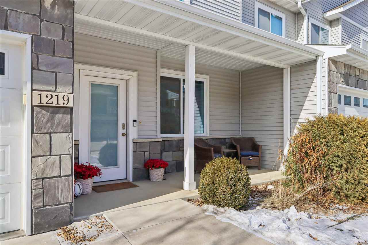 1219 Ronald Way