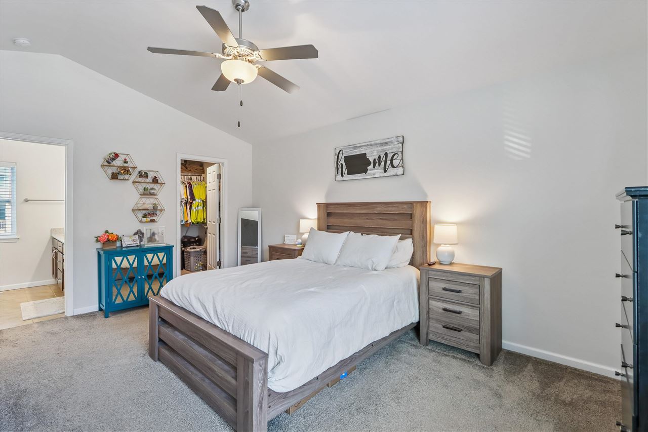 1219 Ronald Way
