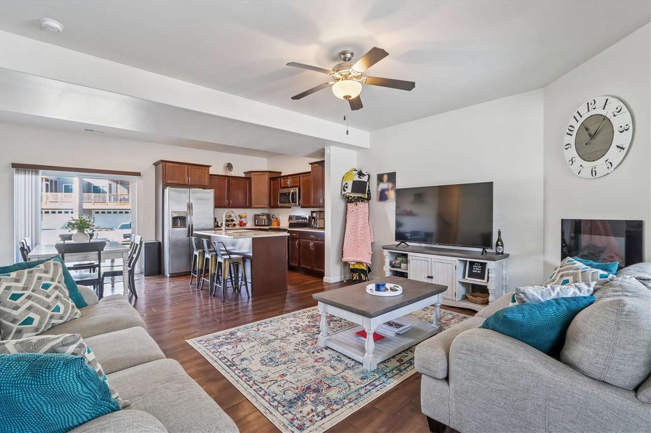 1219 Ronald Way