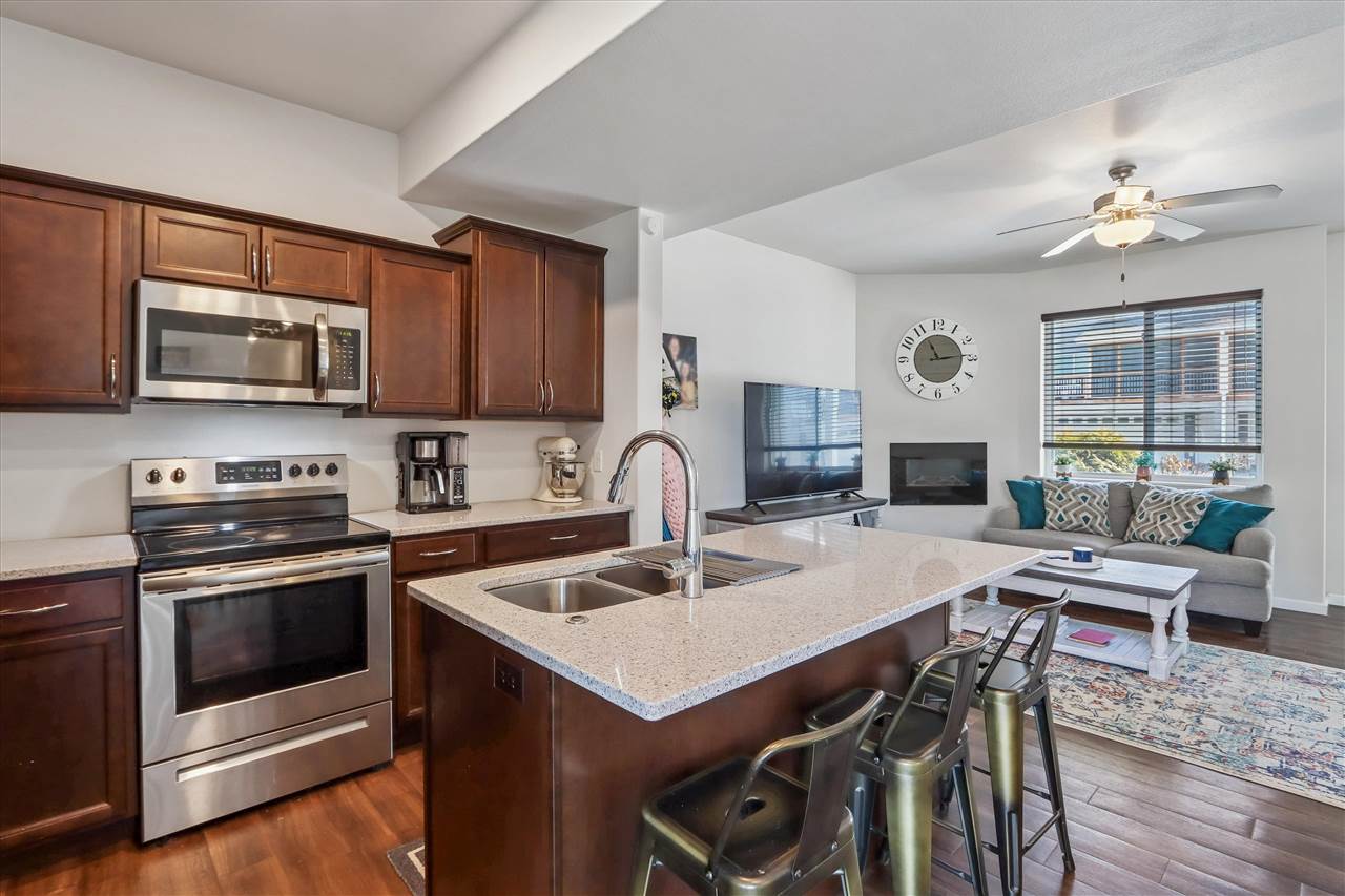 1219 Ronald Way