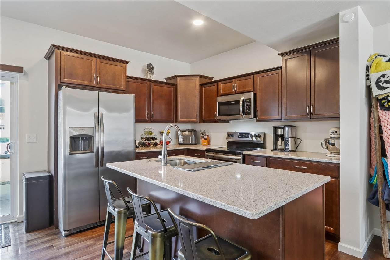 1219 Ronald Way
