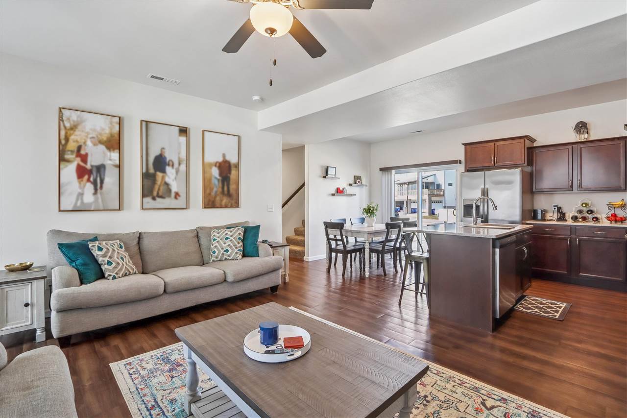 1219 Ronald Way