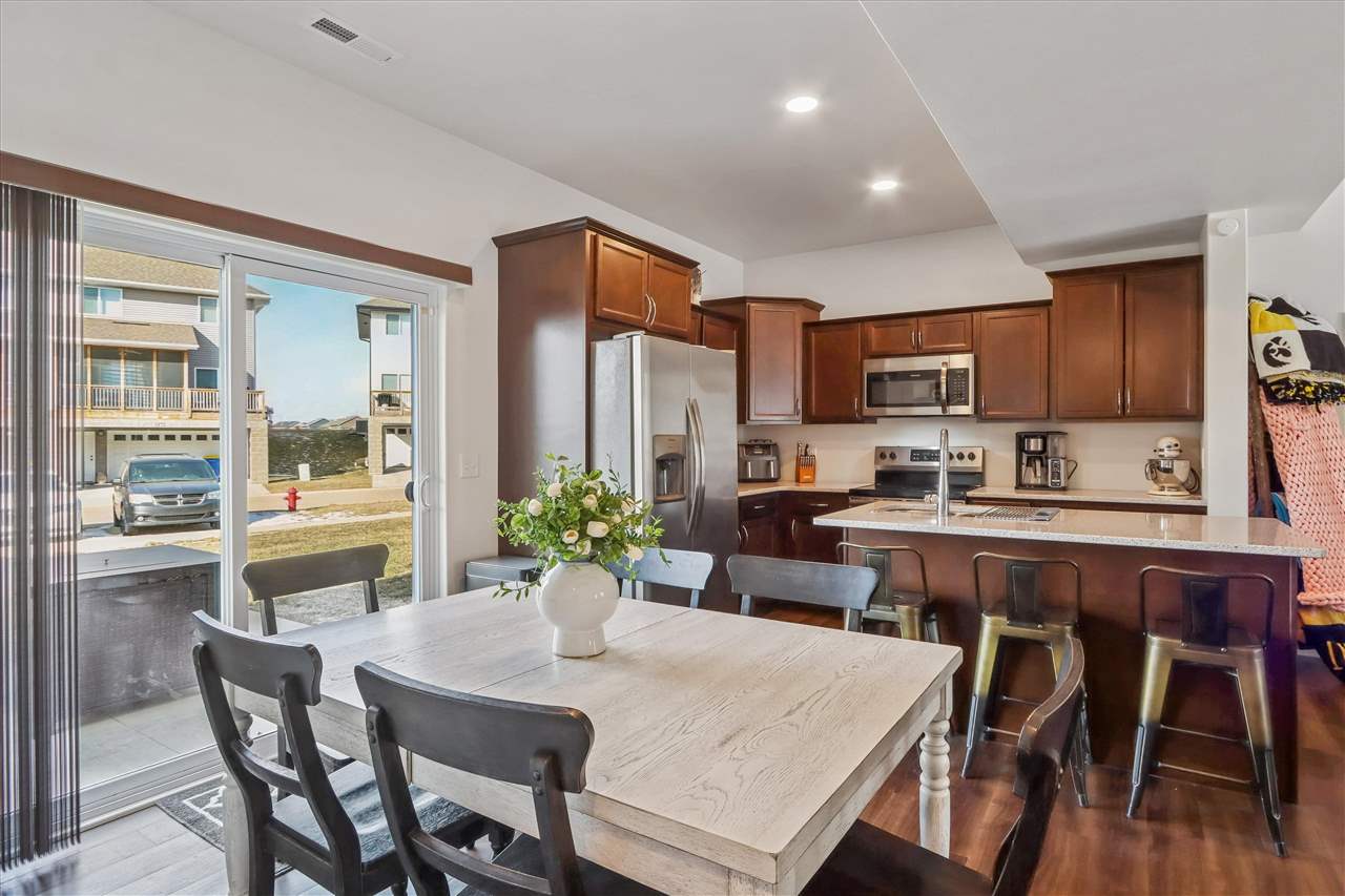 1219 Ronald Way