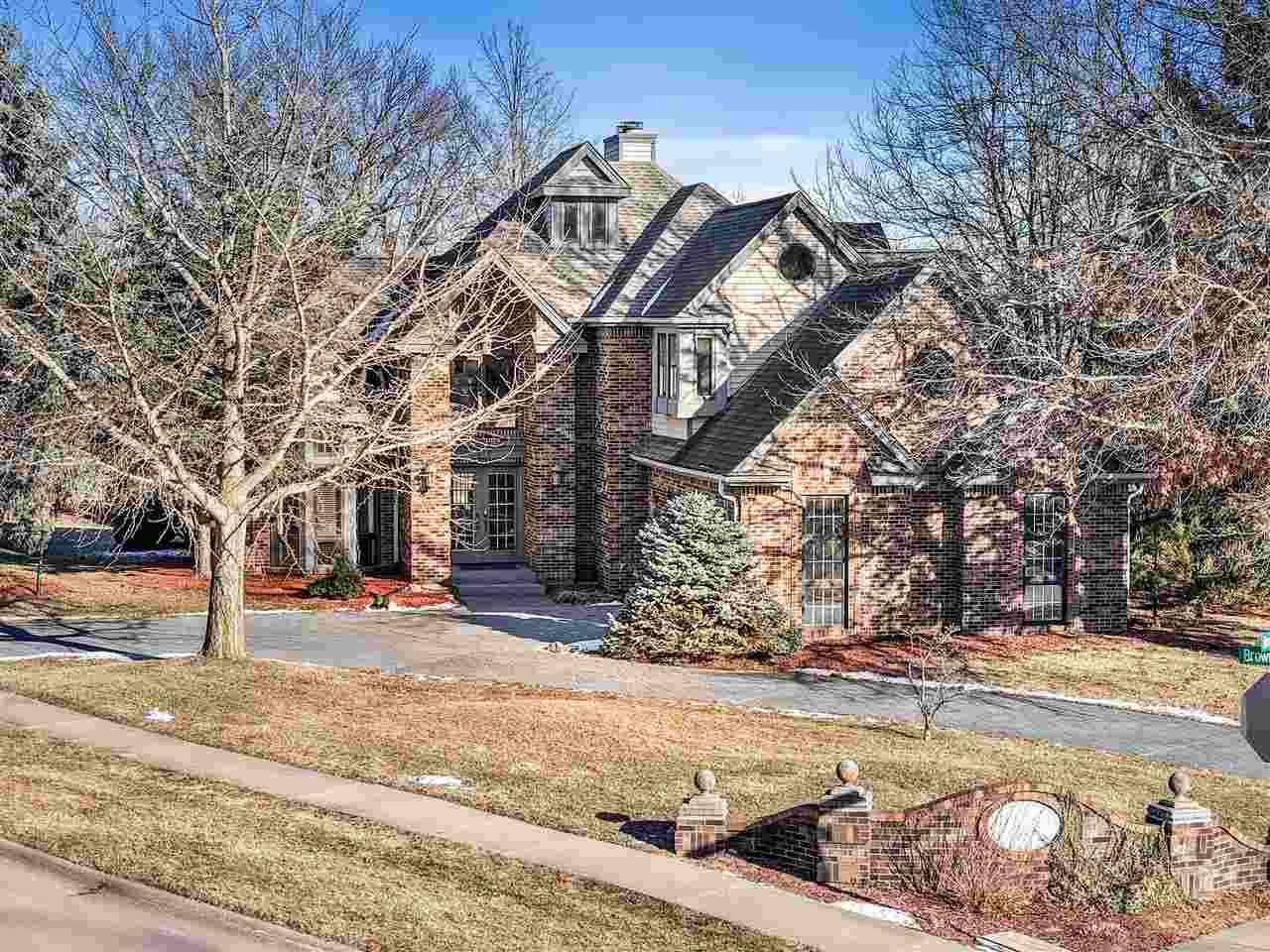 1701 Brown Deer Rd