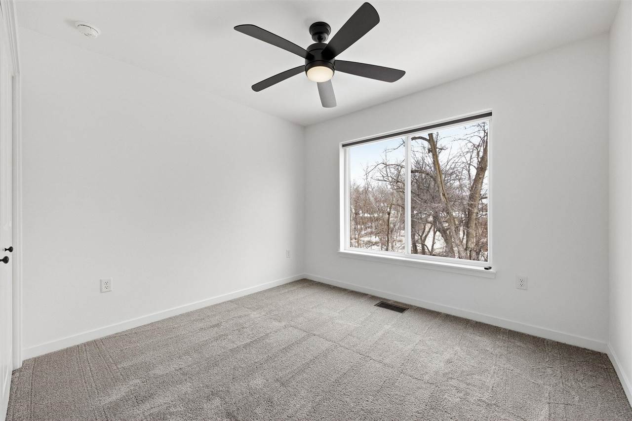 458 Cherry Ave