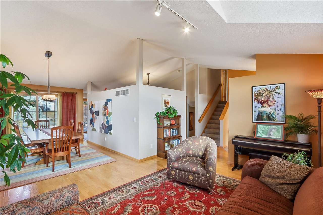 708 Elliott Court