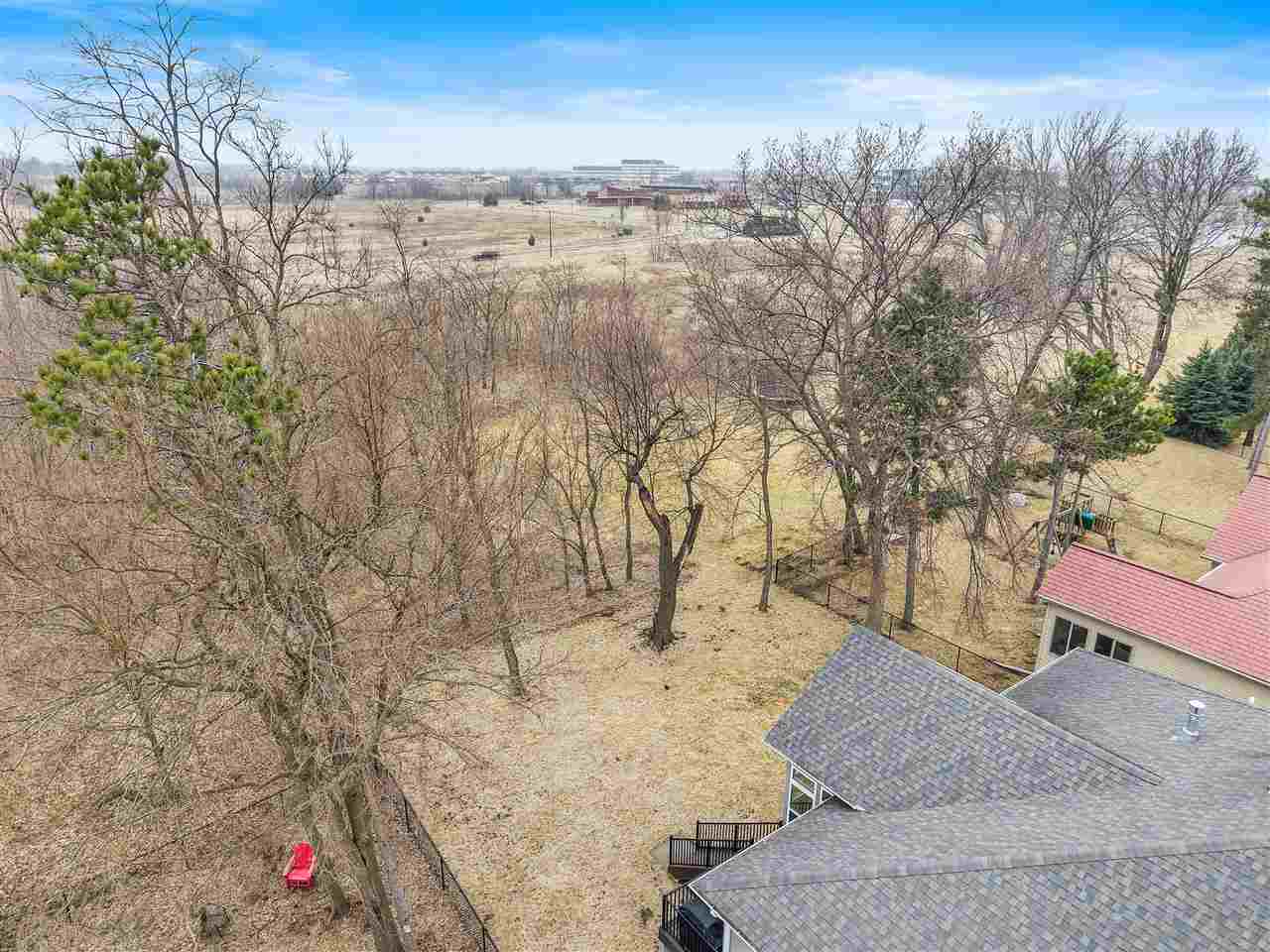 2238 Dempster Dr