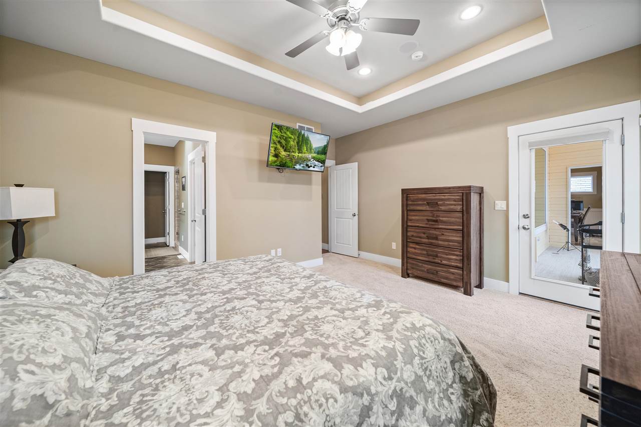 2238 Dempster Dr