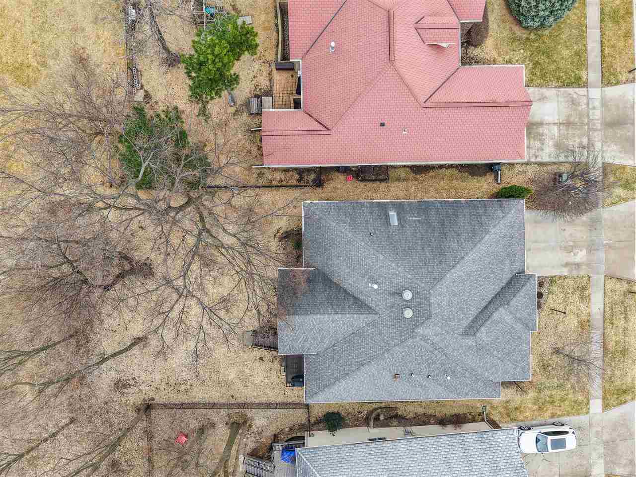 2238 Dempster Dr