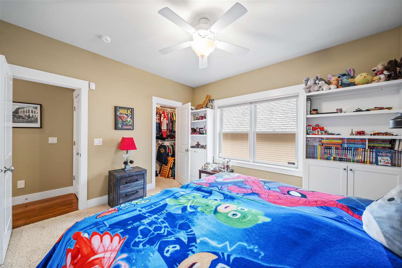 2238 Dempster Dr