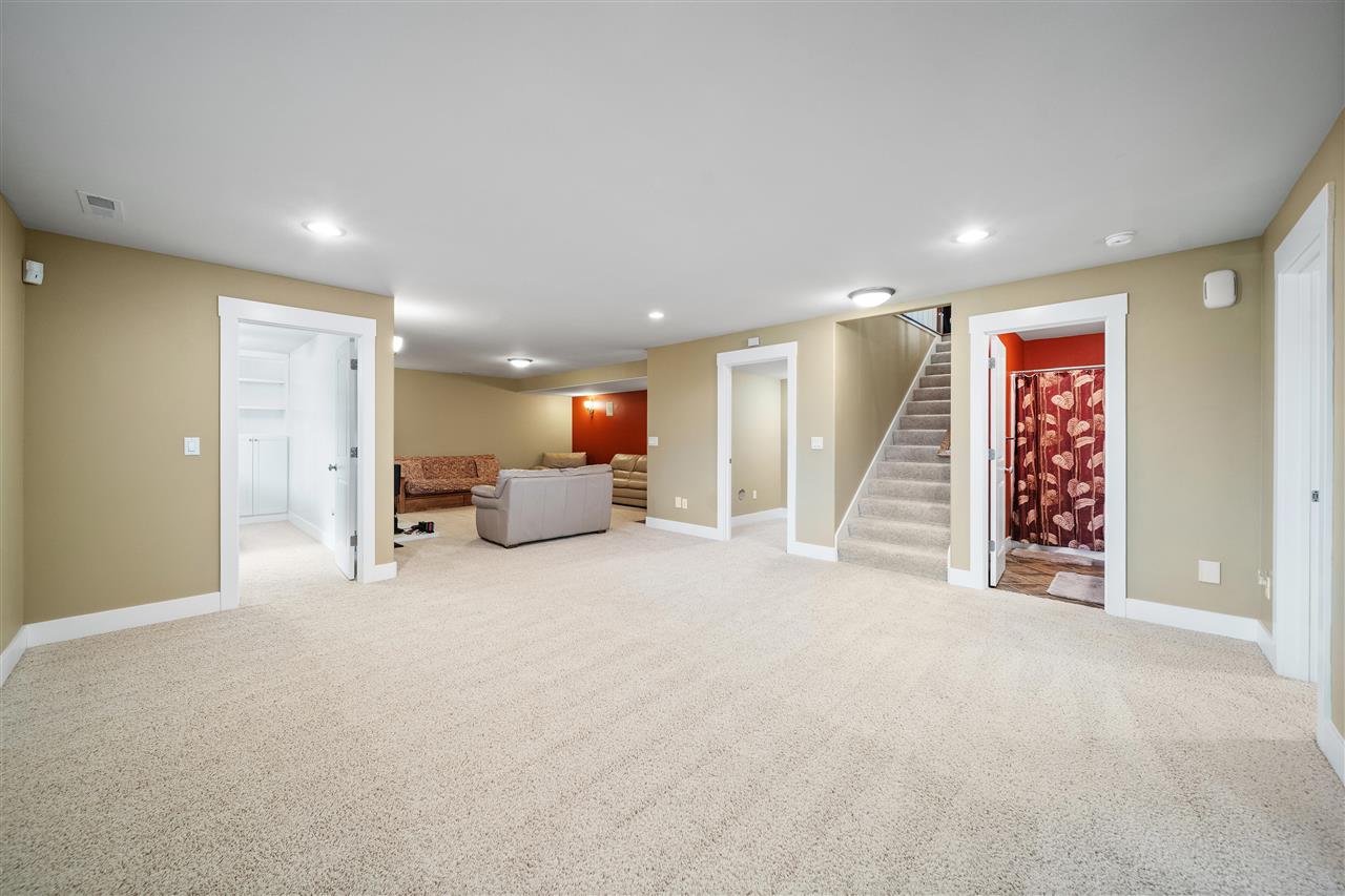 2238 Dempster Dr