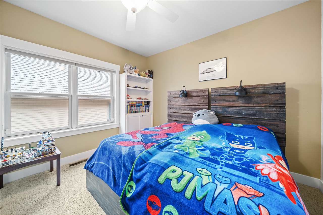 2238 Dempster Dr