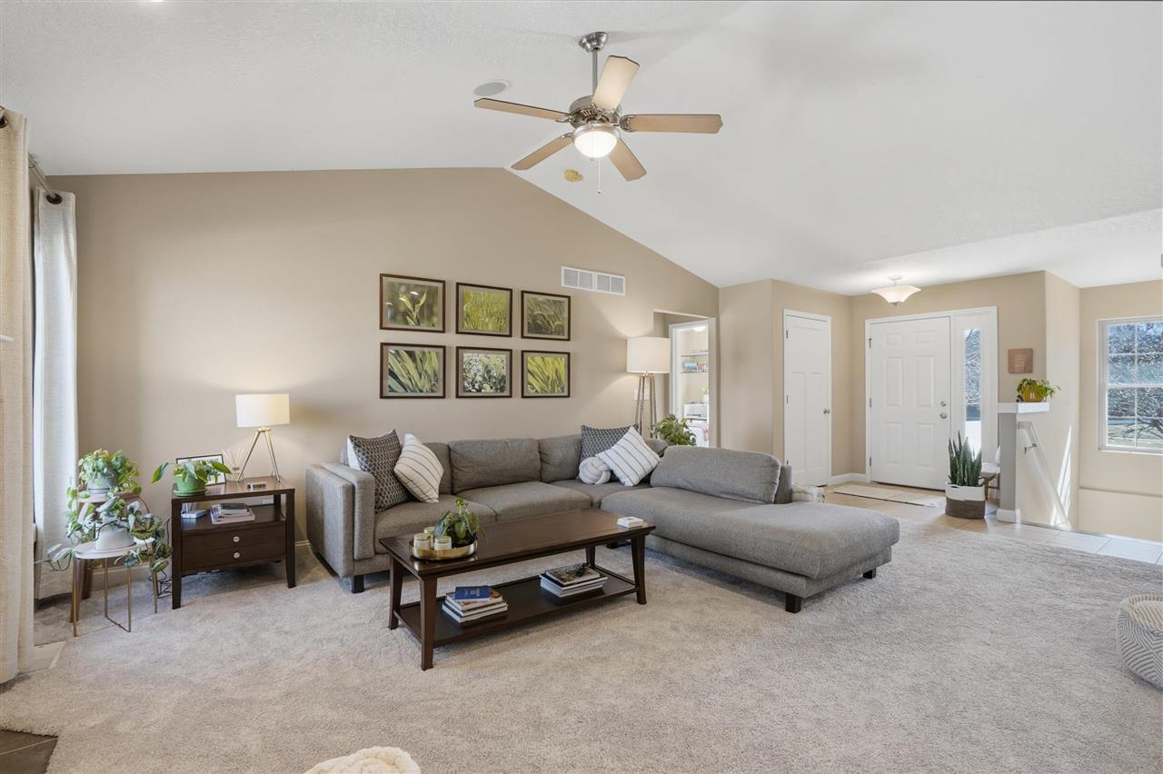 360 Lockmoor Ave