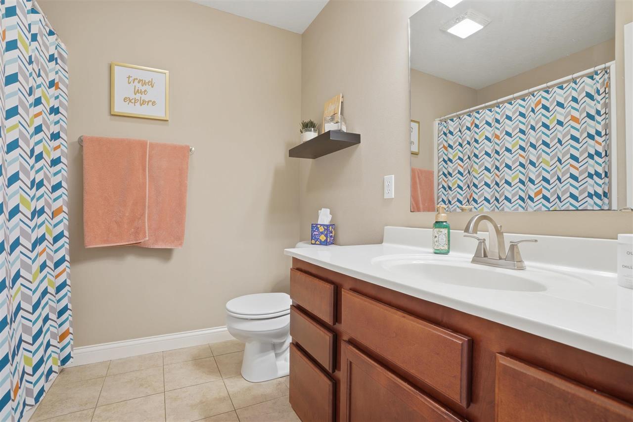 360 Lockmoor Ave