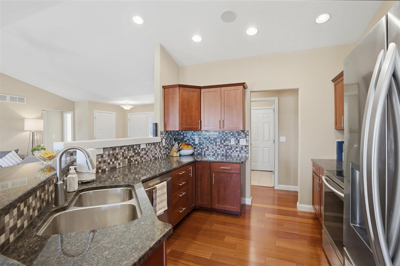 360 Lockmoor Ave