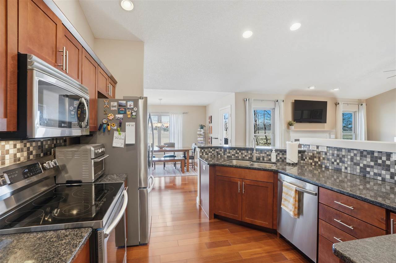 360 Lockmoor Ave
